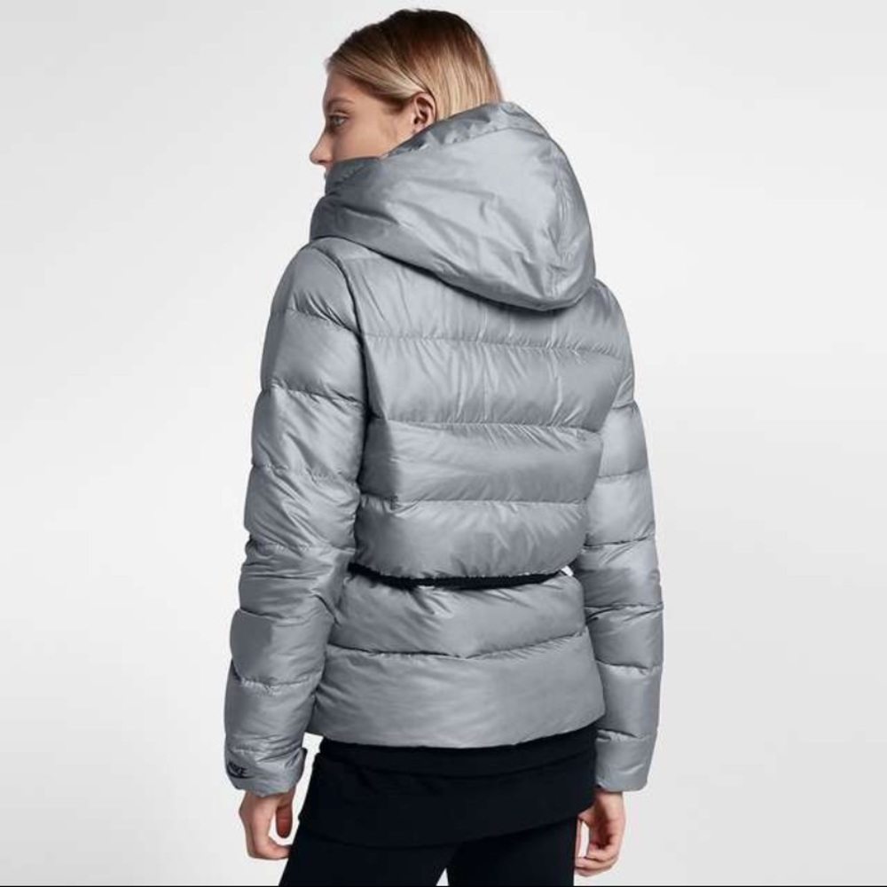Nike sportswear down jacket - Picture 7 of 8